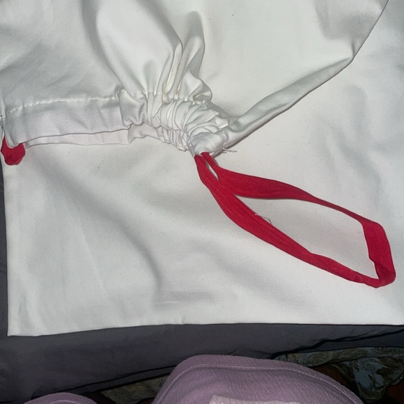Alexander McQueen White Dust Bag with Red Accents - Picture 4 of 5